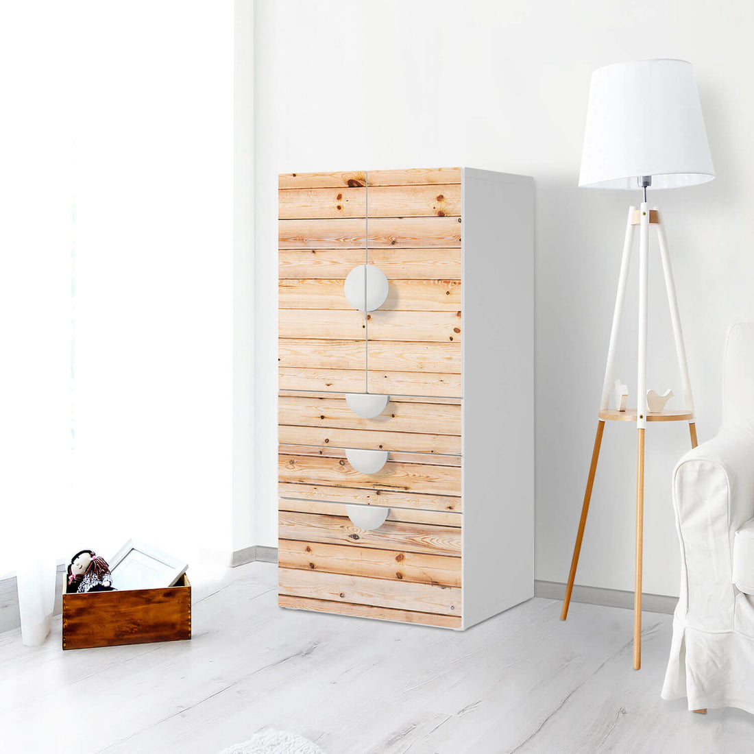 Möbelfolie Bright Planks - IKEA Smastad kombiniert - 3 Schubladen und 2 kleine Türen - Kinderzimmer