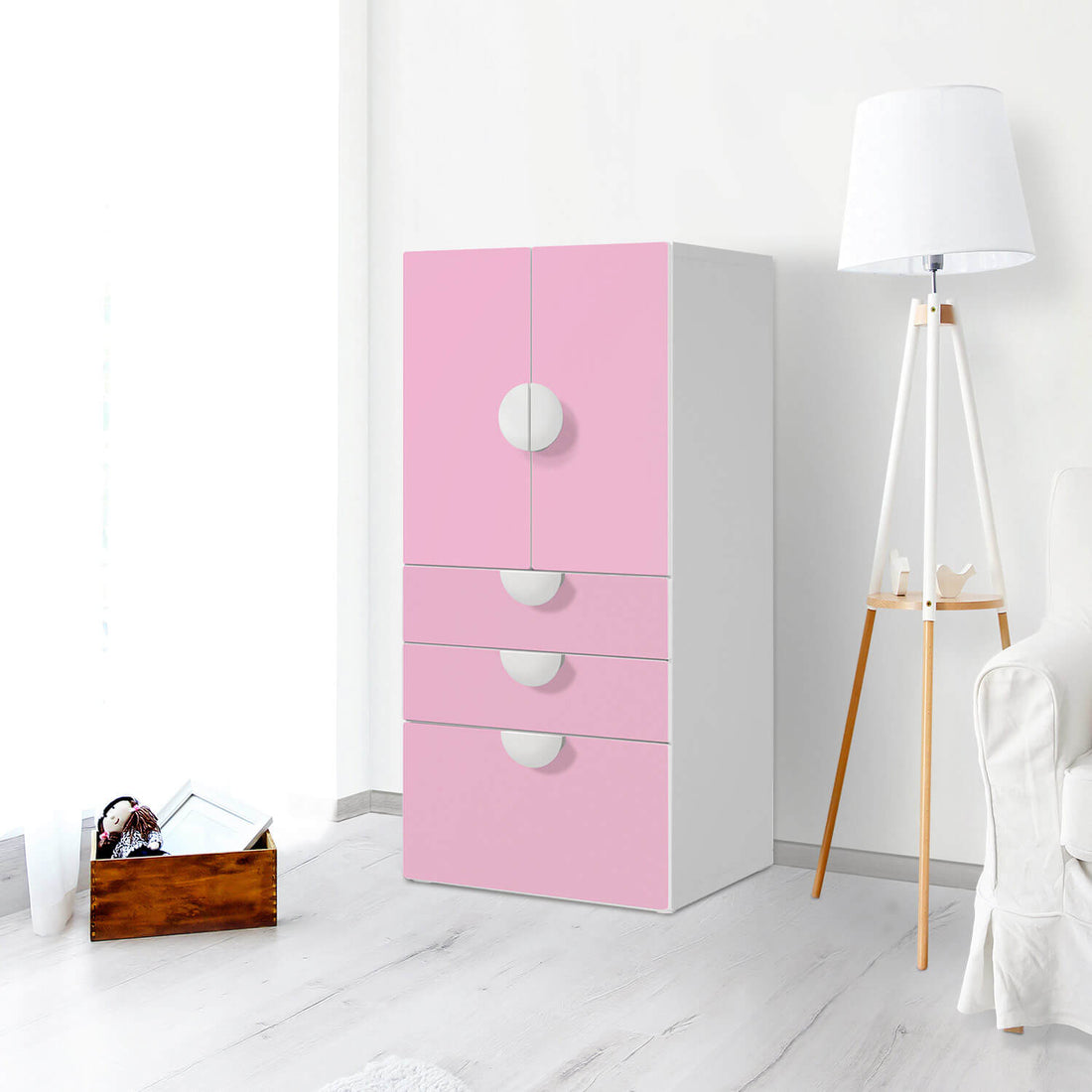 Möbelfolie Pink Light - IKEA Smastad kombiniert - 3 Schubladen und 2 kleine Türen - Kinderzimmer